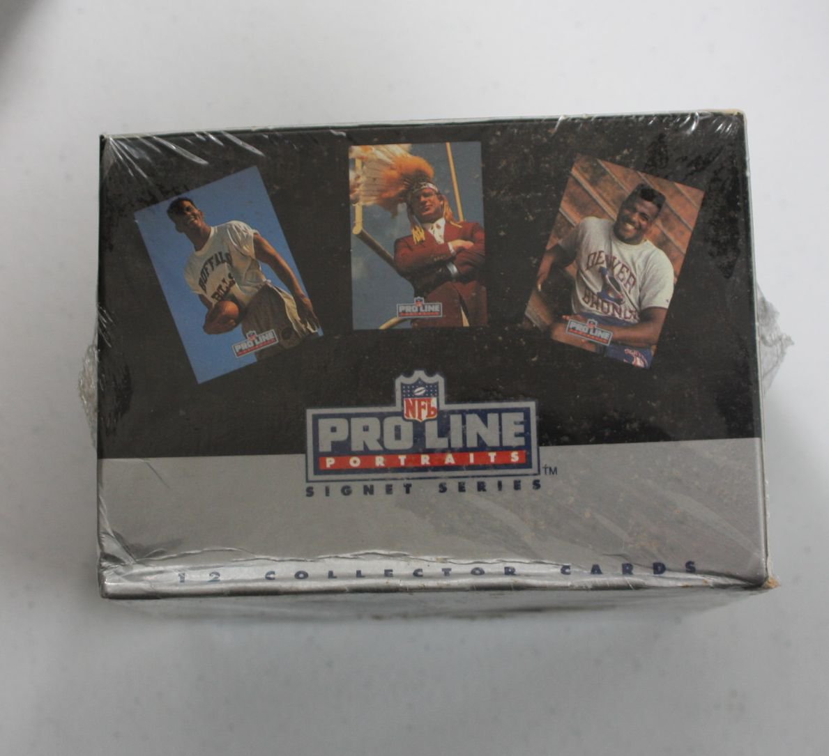 1991 NFL PRO LINE Portraits Signet Series-sealed box of football cards ...