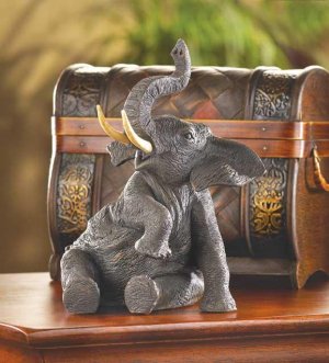 Baby Elephant Figurine(swm)