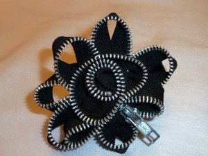 Black Zipper Flower Pin