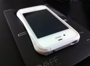 Deff Cleave Draco IV White Edition For Iphone 4/4S Aluminum Case