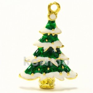 Christmas tree charm with snow