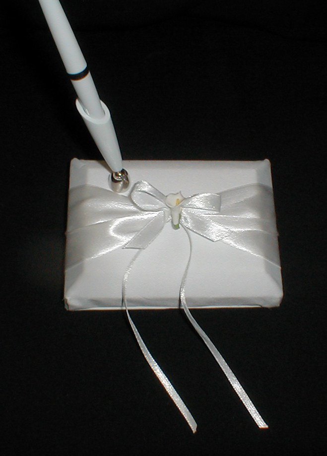 CALLA LILY Pen and Base Set