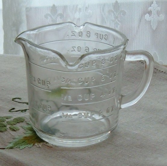 Antique 3-spout Measuring Cup, Diamond Glass, Royersford, PA 