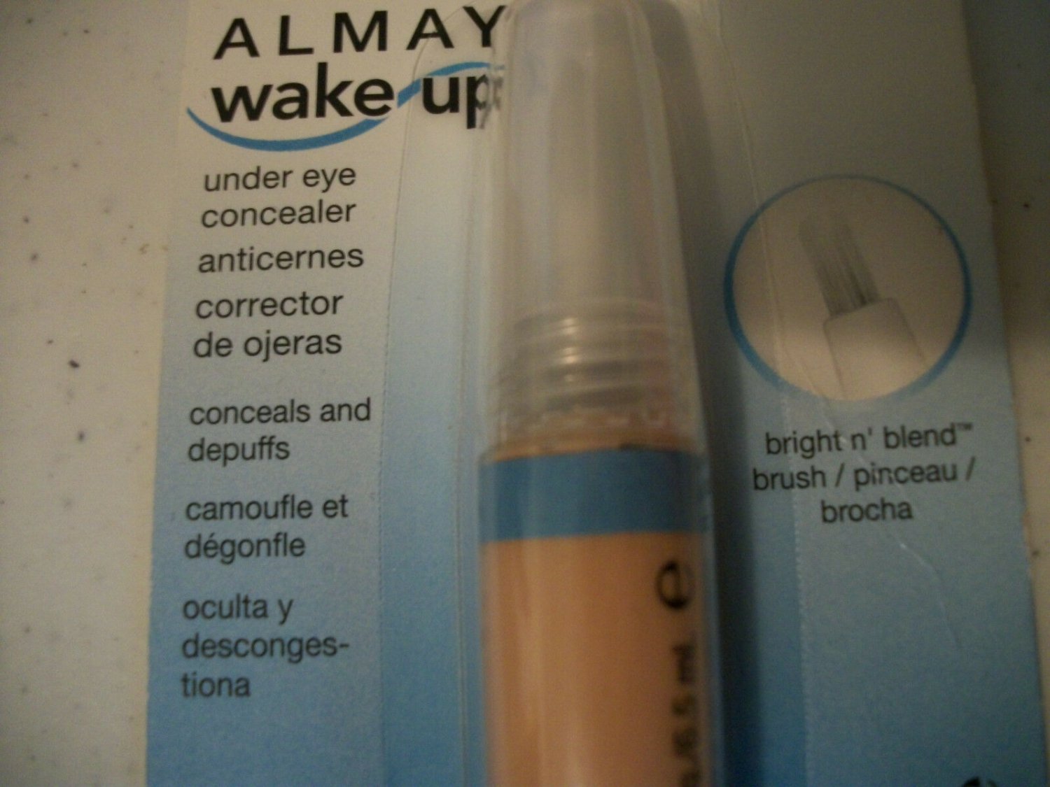 Almay Wakeup Hypoallergenic Under Eye Concealer Medium 030