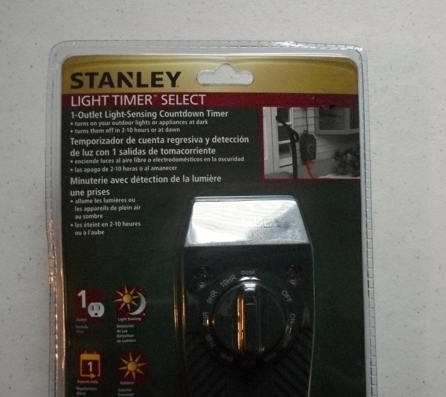 Stanley 1 Outlet Light Sensing Countdown Timer