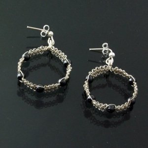 Silver(plated) weave hoop earrings with hematite