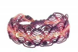 Macrame web bracelet with garnet and pearls