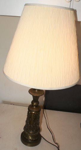 ANTIQUE BRASS VINTAGE HEAVY BRASS TABLE LIGHT LAMP