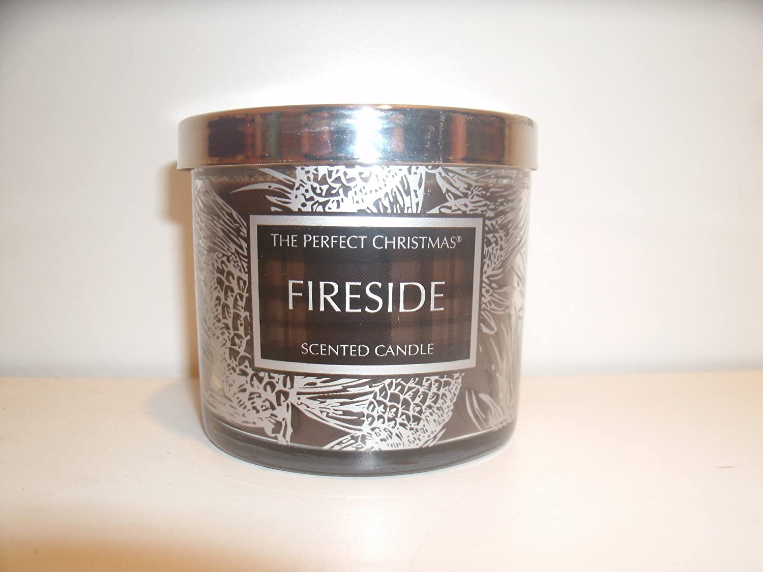 Bath & Body Works The Perfect Christmas Fireside Scented Candle 4 oz / 113 g