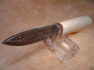 CUSTOM KNIFE DAMASCUS / FOSSIL HANDLE by AVARITT ~  VERY RARE
