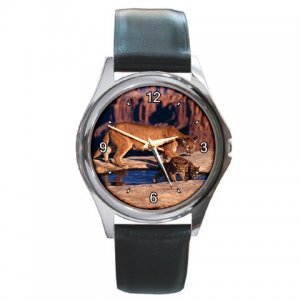 Canyon Cougar Round Metal Watch FREE SHIPPING