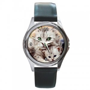Mama Cat with Baby Kitten Round Metal Watch FREE SHIPPING