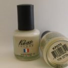 Kiss Colors Nail Polish KP070 Pima Cotton lacquer color white cream Kiss Colors Nail Polish KP070 Pima Cotton lacquer color white cream