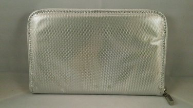 Smashbox Beyond Beauty Platinum Surge Cosmetics Makeup Bag Metallic Silver clutch case