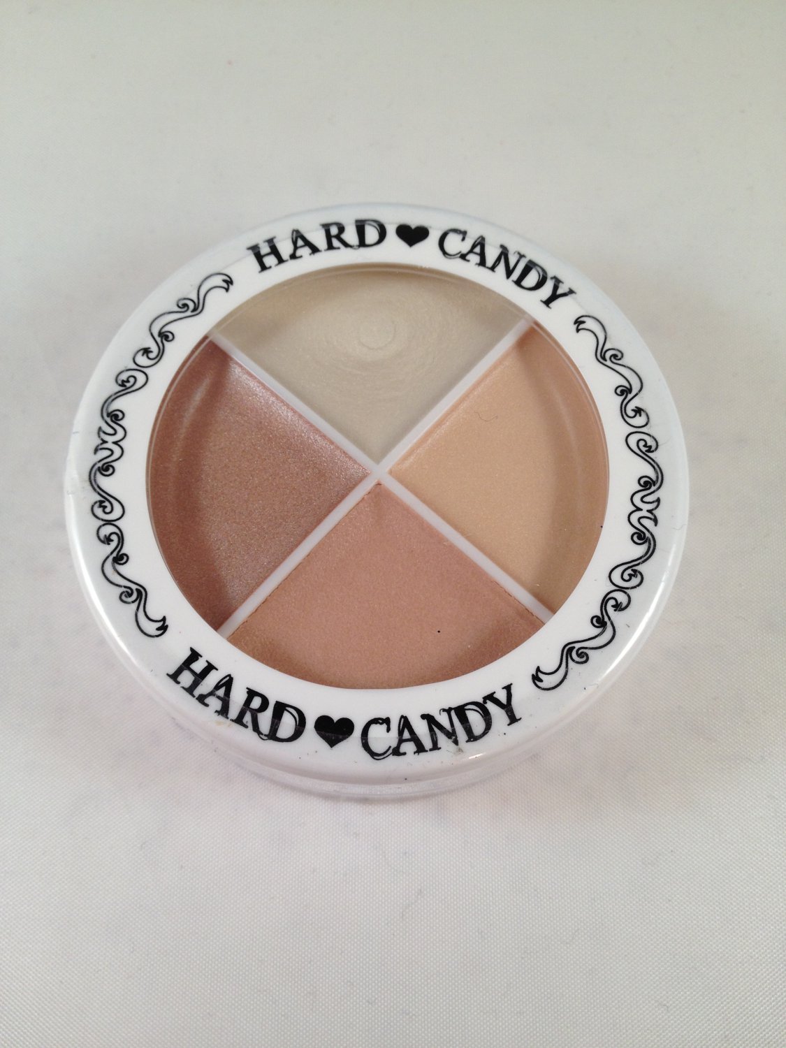 Hard Candy Spotlighters All Over Highlighter 135 Brown Palette