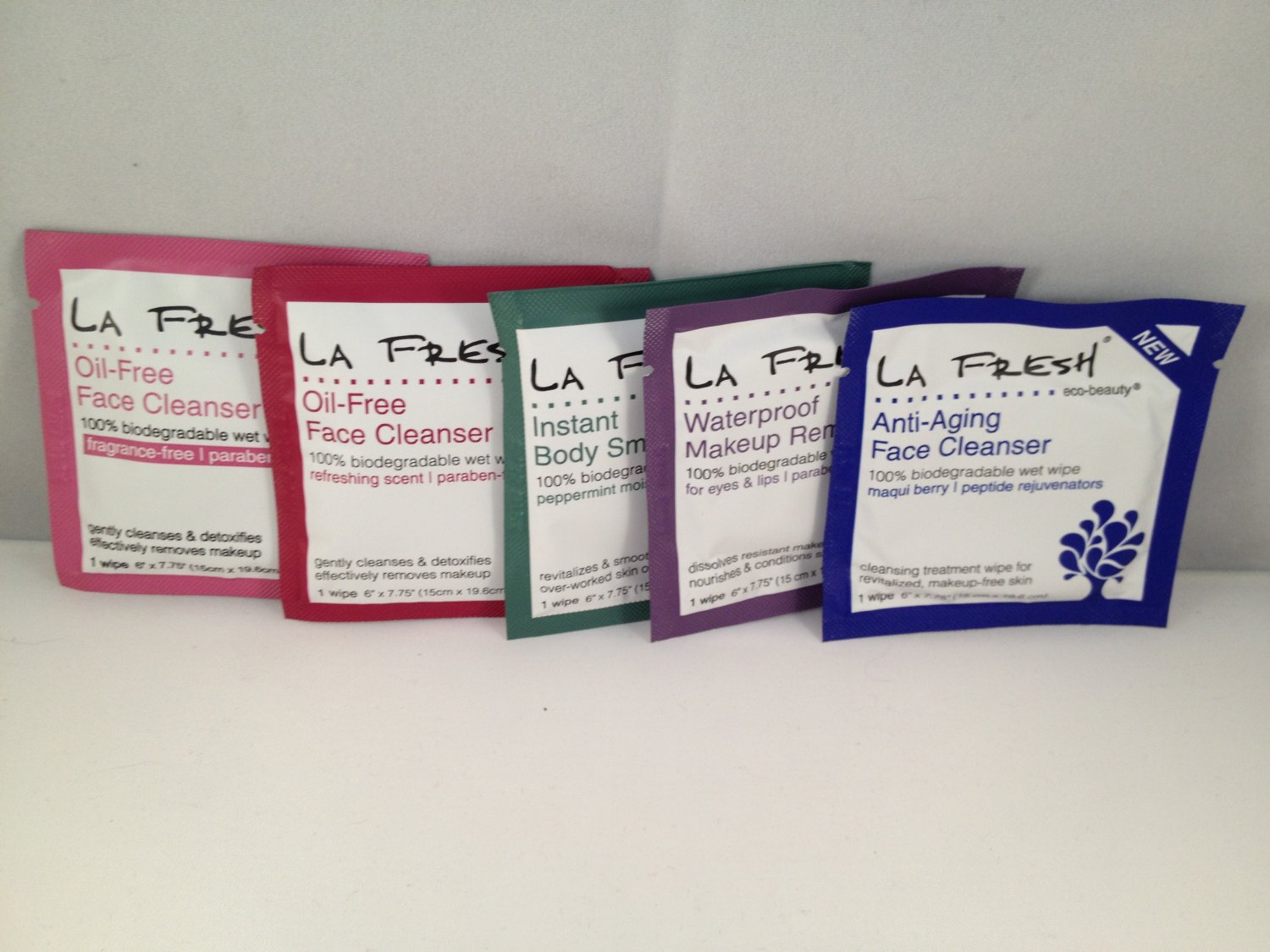 La Fresh Facial Cleansing and Makeup Remover 6 Wipes face trial pack