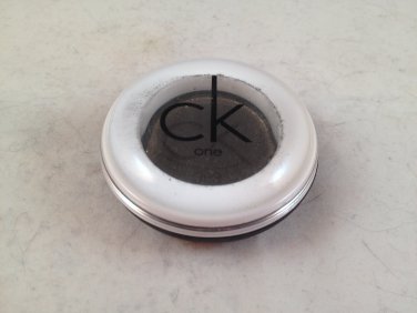 Calvin Klein CK One Color Powder Eyeshadow #810 Fearless eye shadow