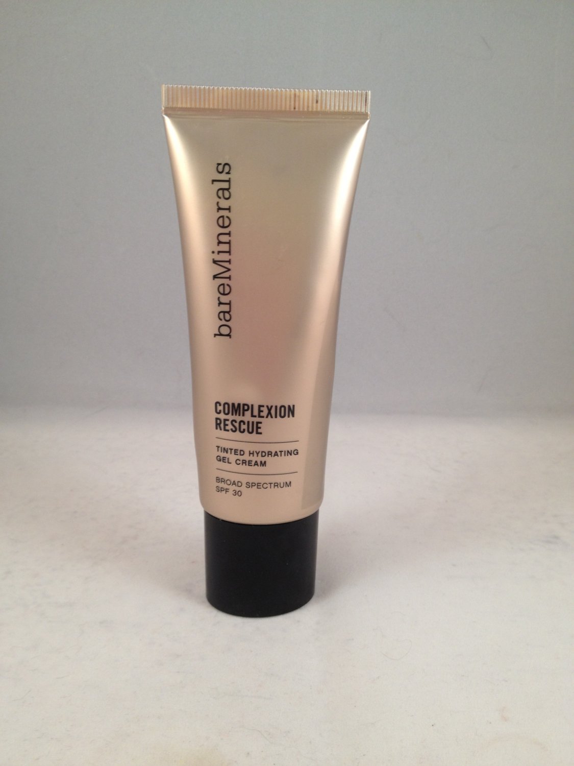 bareMinerals Complexion Rescue Tinted Hydrating Gel Cream 07 Tan liquid foundation moisturizer