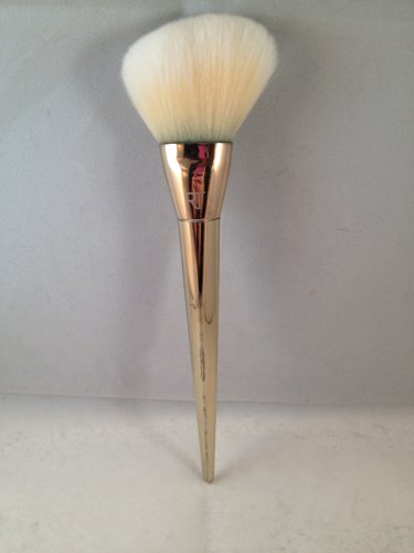Real Techniques Bold Metals Collection #103 Angled Powder Brush damaged