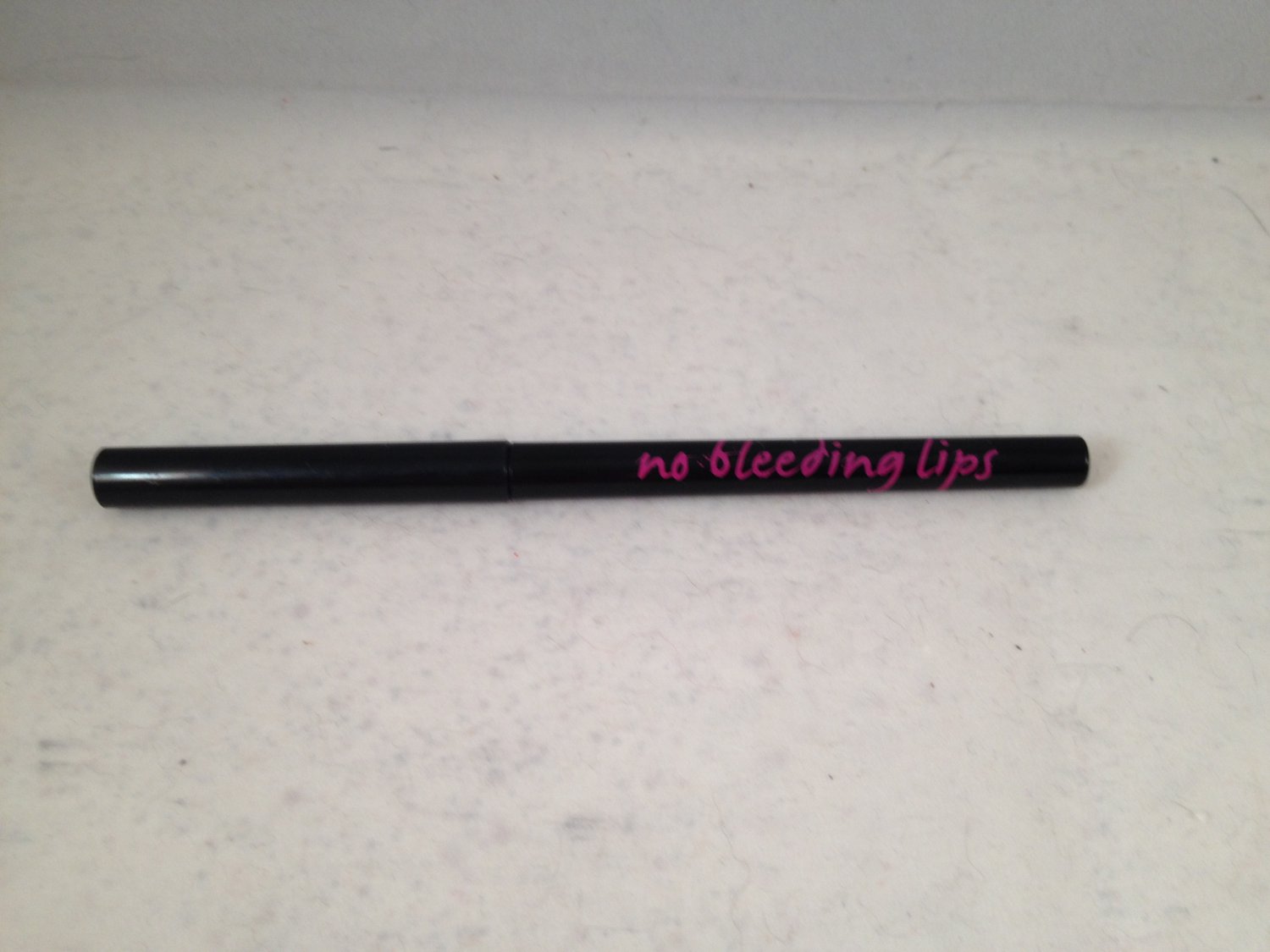 Know Cosmetics No Bleeding Lips Secret Lipliner medium size clear