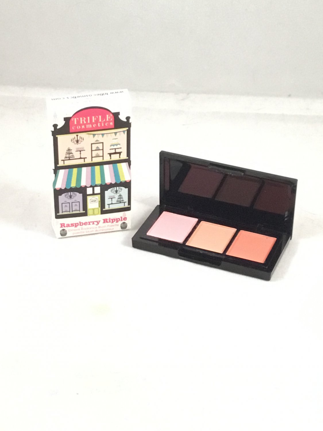 Trifle Cosmetics Ombre Radiant Blush Palette Raspberry Ripple