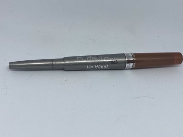 Wet n Wild Perfect Pair Lip Wand Lipstick & Lipliner Retractable Duo #121 Nearly Nude