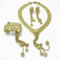 GOLD PLATED BALLS  SET W/TASSELS