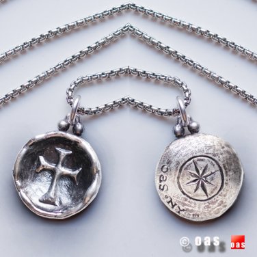 "  New " Solid Silver Sterling Cross Necklace & 18 " Chain & " FREE" Gift Package