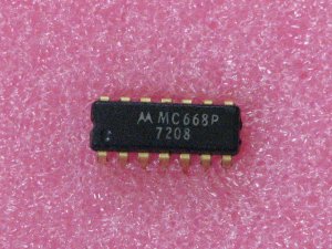MC668P MHTL IC Quad 2-Input NAND Gate