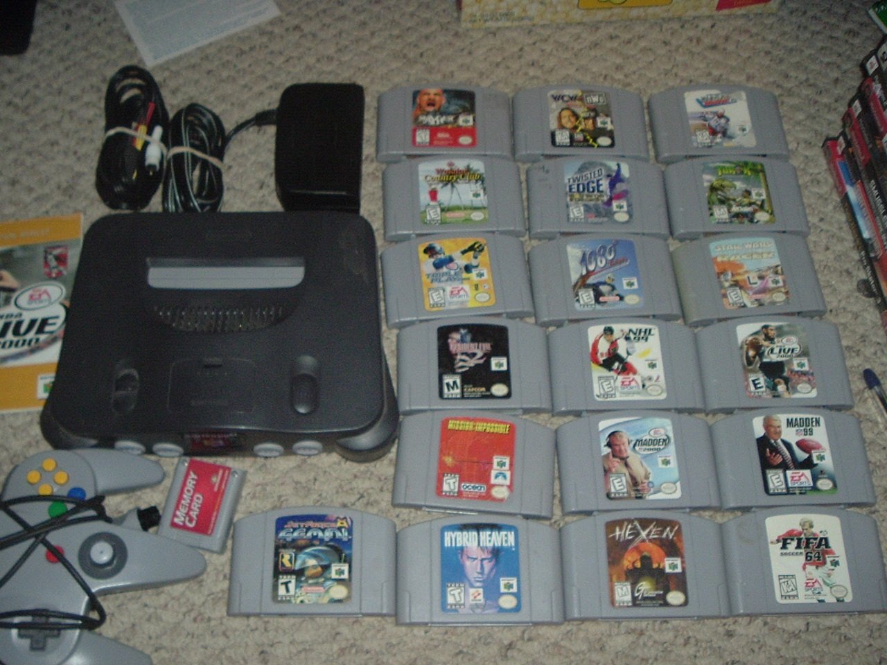 Nintendo 64 N64 SYSTEM complete with 19 video games, controller, memory ...