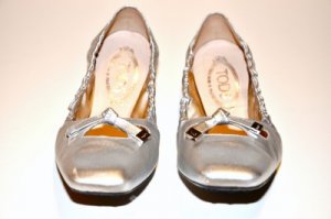 New Tod's Silver Leather Ballet Flats Size 11