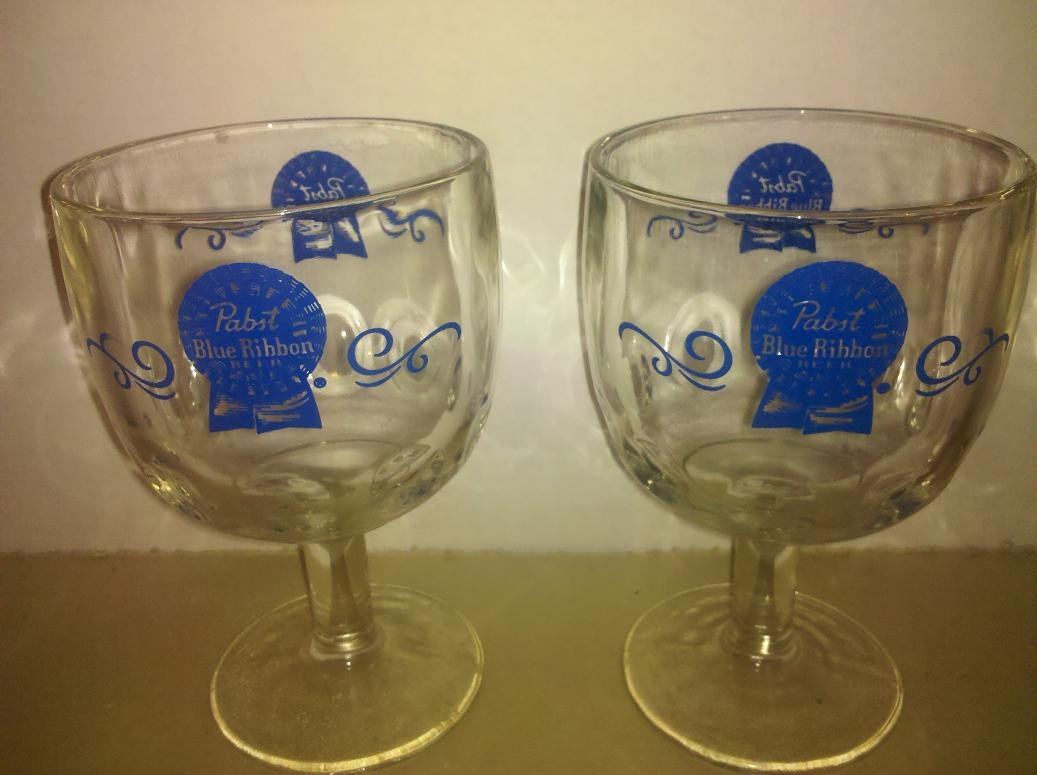 2 Pabst Blue Ribbon Glasses Goblet like New they have been in box for years