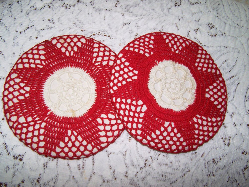 Vintage Crochet Hot Pads Red White Retro 30s 40s Kitchen Dining Decor Accessory