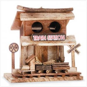 Train Station Birdhouse