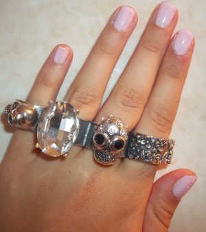 Four Finger Skull Faux Diamond Armor Ring