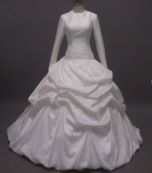Free shipping long sleeve and high neckline wedding dress ER37