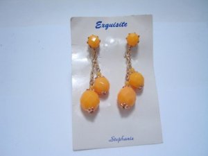 Vintage Sunny Yellow Lucite? Dangle Clip Earrings NOC