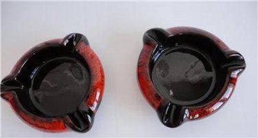 Vintage Red/ Black Lava 2 Round AShtrays Canuk Pottery Canada