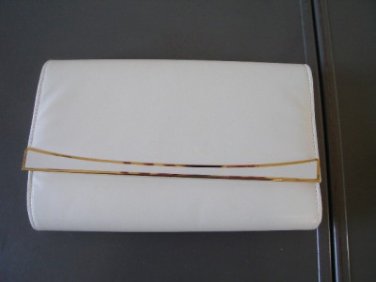 Vintage White Leather Like clutch Purse Mino