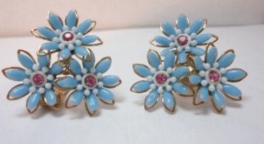 Vintage Light Blue Flowers On Goldtone Clip Earrings Alice So Feminine!