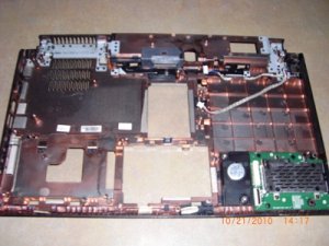 Dell Studio 1555 Bottom Base MB Housing E173569 0D176M
