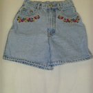 Women's Size 3 / 4 Nuovo Denim Shorts