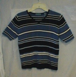 Junior's Size Small Marsh Landing Sweater T-shirt