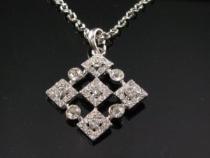 SN060 Crystal Diamond Shape Silver Pendant Necklace Best Gift Idea