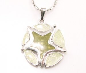 SN177 Elegant Green Round Star Enamel Epoxy Fashion Silver Pendant Necklace Best Gift Idea