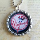 YANKEES BOTTLE CAP NECKLACE