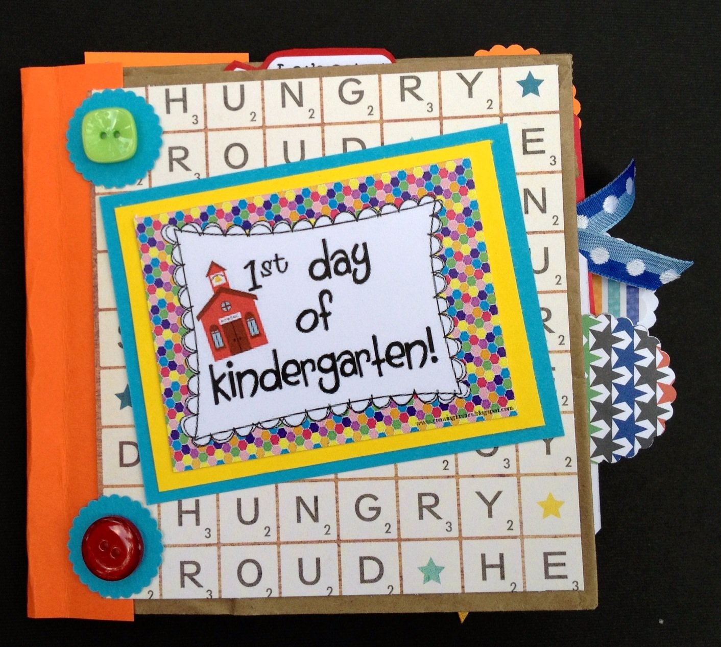 Paper Therapy Mini Scrapbook-1st Day of Kindergarten