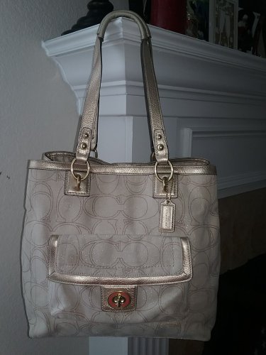 Coach Penelope Signature Linen Opt Tote