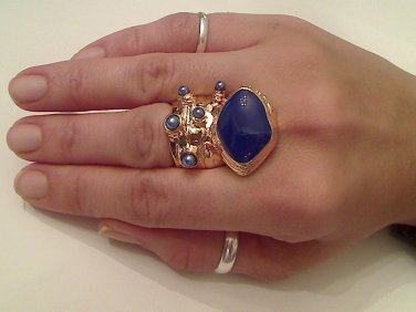 BLUE ARTY CHUNKY SPIKEY  KNUCKLE RING IN GOLD