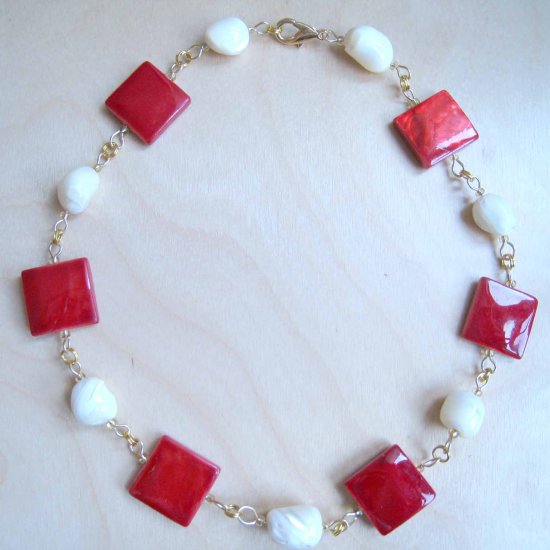 inv - Mother of pearl nuggets and red mop squares linked